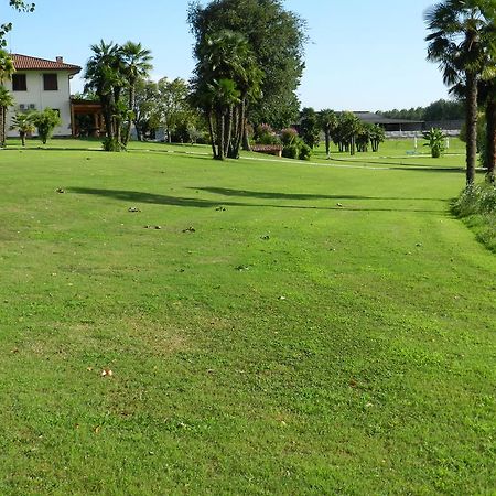 Agriturismo Zio Michele Hotel Isola Della Scala Luaran gambar