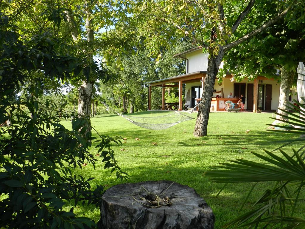 Agriturismo Zio Michele Hotel Isola Della Scala Luaran gambar