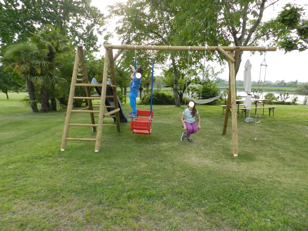 Agriturismo Zio Michele Hotel Isola Della Scala Luaran gambar