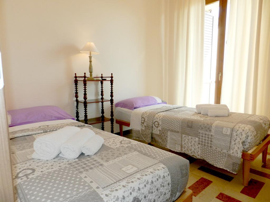 Agriturismo Zio Michele Hotel Isola Della Scala Luaran gambar